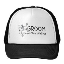 El caminar muerto del hombre del novio gorros bordados