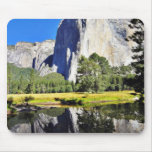 EL Capitan en Yosemite Alfombrillas De Ratón