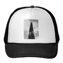 El casco gorras