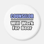 El consejero… trabajará para la cerveza imán para frigorífico