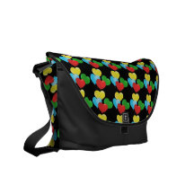 El corazón hincha la bolsa de mensajero del carrit bolsa de mensajería