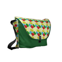 El corazón hincha la bolsa de mensajero del carrit bolsas messenger