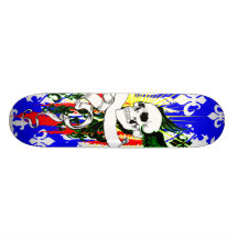 El cráneo y las alas SK8Board despejan Tabla De Patinar