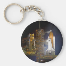 El descubrimiento del transbordador espacial en la llavero personalizado