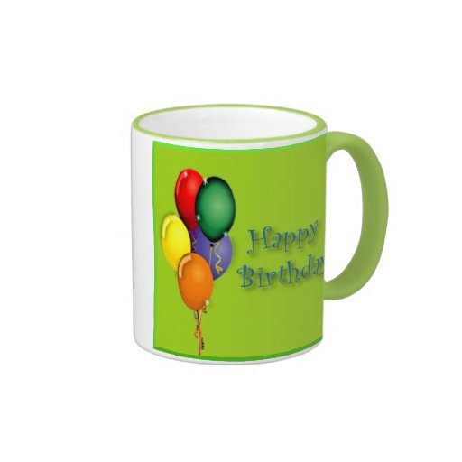 El feliz cumpleaños hincha la taza