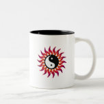 El flamear Yin Yang Sun Taza De Café
