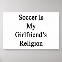 El fútbol es la religión de mi novia posters