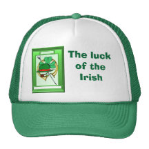 El llevar del verde, irlandés gorros  
