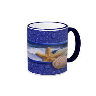 El mar descasca la taza