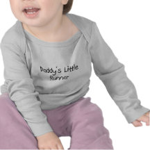 El pequeño corredor del papá camisetas