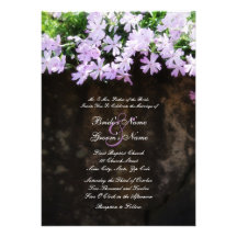 El Phlox púrpura florece la invitación del boda
