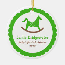 El primer navidad del juguete del bebé oscilante v adornos
