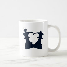 El rey y la reina están en amor taza de café
