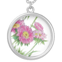 El rosa florece el collar