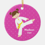 El rosa protagoniza al chica del karate del Taekwo Ornamentos Para Reyes Magos
