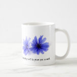El sermón en el soporte florece la taza