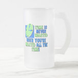 El tiempo nunca es regalos perdidos de las camiset taza de café