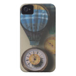El tiempo vuela las naves dirigibles del aire del  iPhone 4 Case-Mate cárcasa