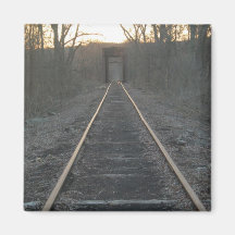 El tren sigue el imán