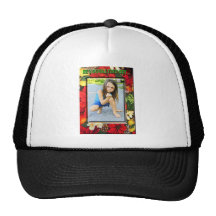 ÉL VA A DESCUBRIR GORRAS