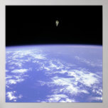 El volar libremente en espacio posters