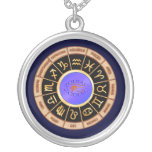 El zodiaco europeo firma el collar