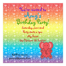 Elefante de los corazones en la invitación del cum