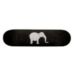 Elefante de risa gris. Historieta Monopatín