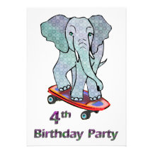 Elefante en el 4to cumpleaños del monopatín anuncios personalizados