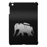 Elefante que camina en la noche oscura del misteri