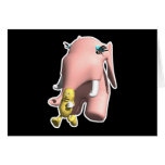 elefante rosado divertido que persigue el cacahuet felicitación