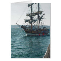Embarcadero del agua de la navegación del barco de felicitación