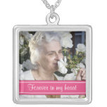 En memoria del collar de la plantilla de la foto