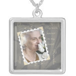 En memoria del collar de la plantilla de la foto