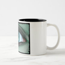 En una taza del ojo de las brujas