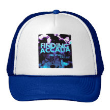 Encontrar la gorra de béisbol de Accalia