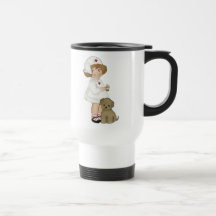 Enfermera del vintage con las camisetas y los rega tazas