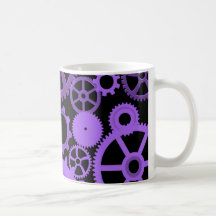 Engranajes púrpuras en la taza negra