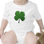 Enredadera del niño del trébol camisetas