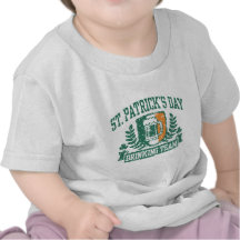 Equipo de consumición del día de St Patrick Camisetas