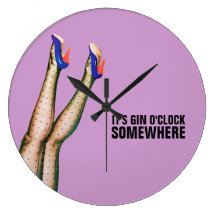 Es reloj de pared retro del en punto de la ginebra