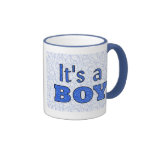 Es un muchacho tazas