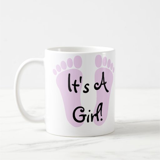 Es una taza de café del chica