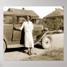 Esclavo anterior con el coche antiguo, los años 30 poster