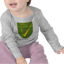 Escudo de la bandera de McCarthy 1798 Camiseta