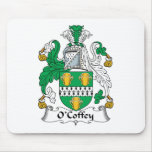 Escudo de la familia de O'Coffey Tapetes De Ratones