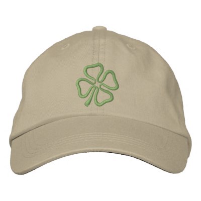 esquema del trébol de 4 hojas gorros bordados