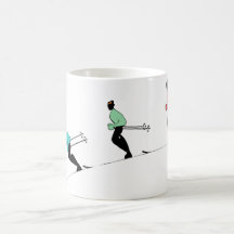 ESQUIADORES DEL DEPORTE DE LA NIEVE TAZAS DE CAFÉ