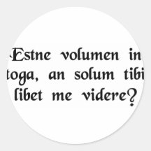 Está eso una voluta en su toga, o es usted apenas… pegatina