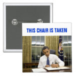 Esta silla se toma el botón cuadrado de Obama 2012